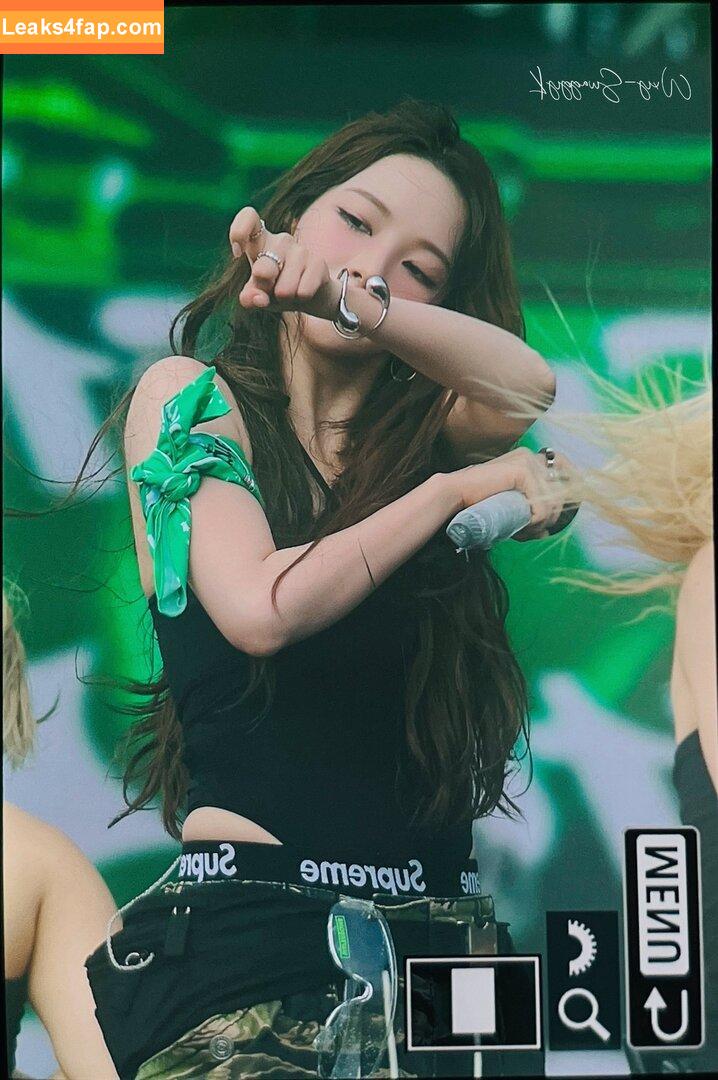 WomenK-pop /  leaked photo photo #5299