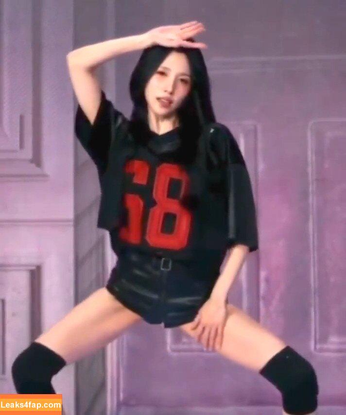 WomenK-pop /  leaked photo photo #5450