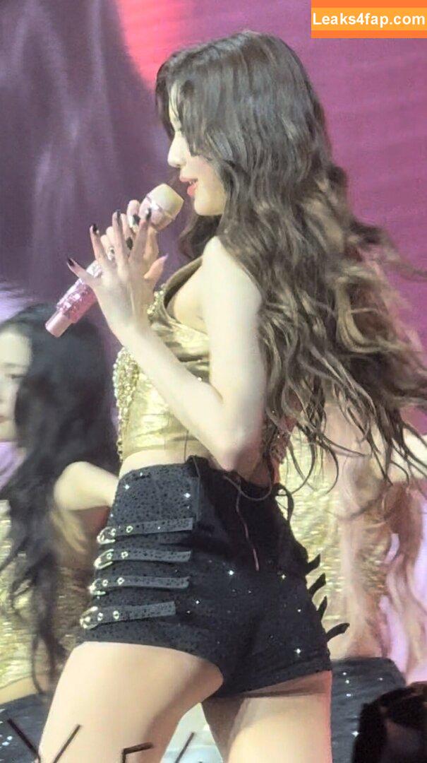 WomenK-pop /  leaked photo photo #5472