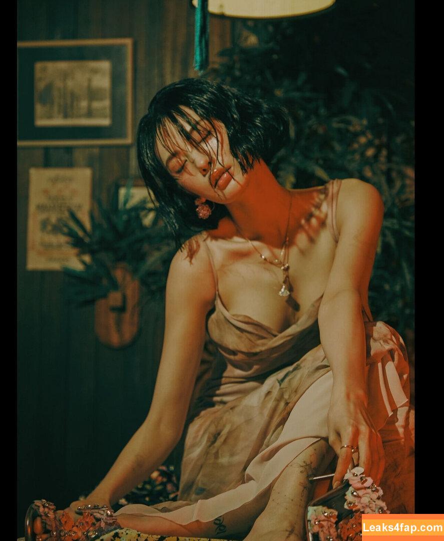 WomenK-pop /  leaked photo photo #5518