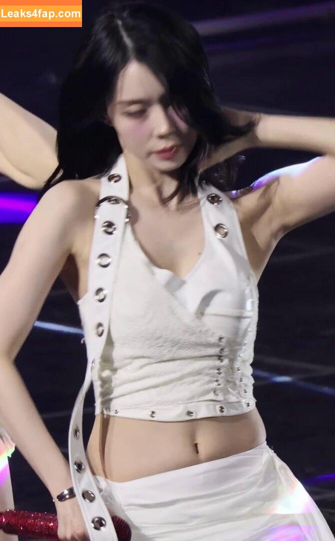 WomenK-pop /  слитое фото фото #5537