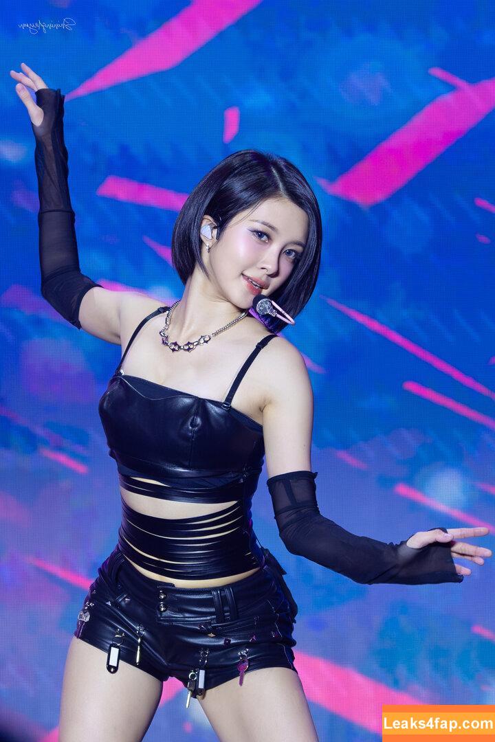 WomenK-pop /  слитое фото фото #5581