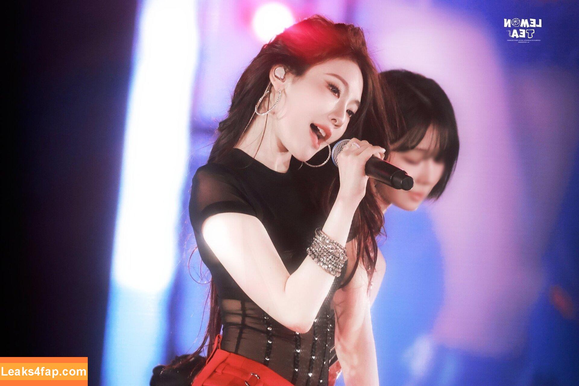 WomenK-pop /  leaked photo photo #5620