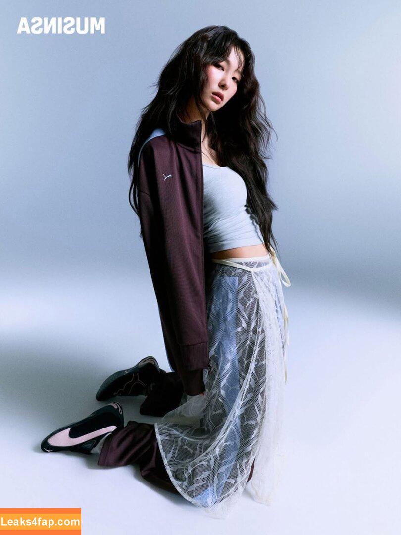 WomenK-pop /  leaked photo photo #5686