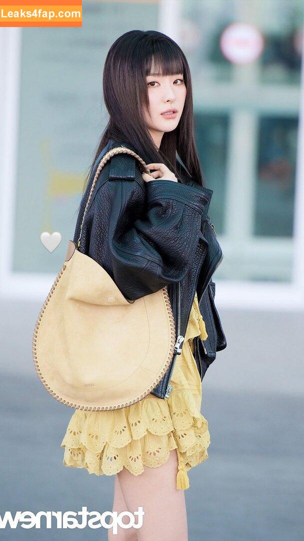 WomenK-pop /  leaked photo photo #5716