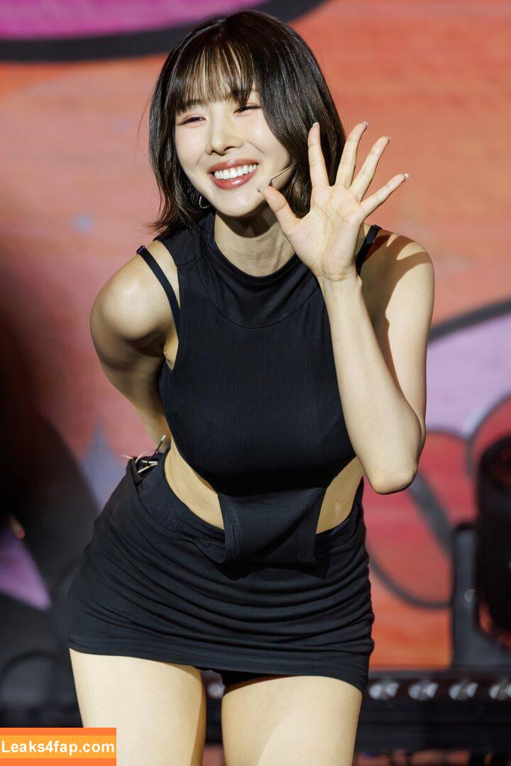 WomenK-pop /  leaked photo photo #5724