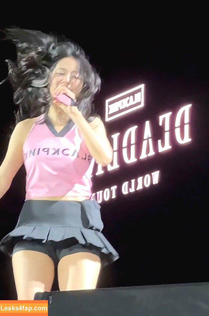 WomenK-pop /  leaked photo photo #5727