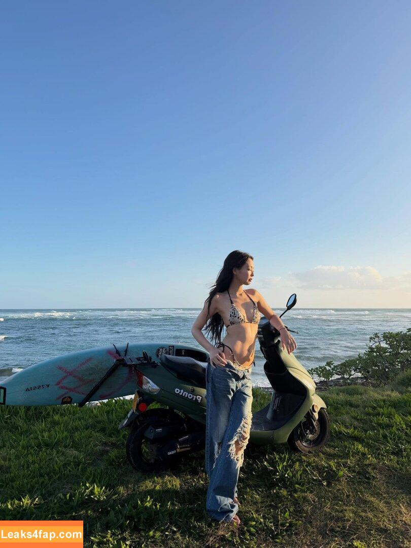 WomenK-pop /  leaked photo photo #5741