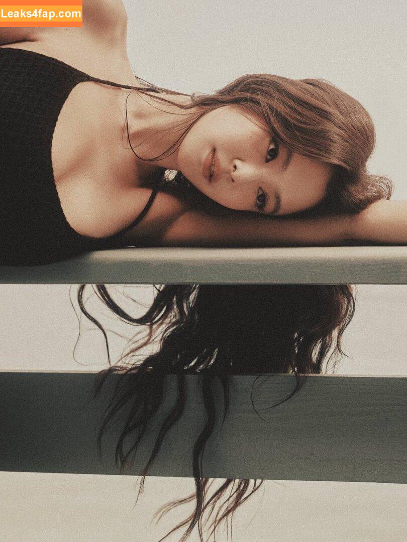 WomenK-pop /  leaked photo photo #5744