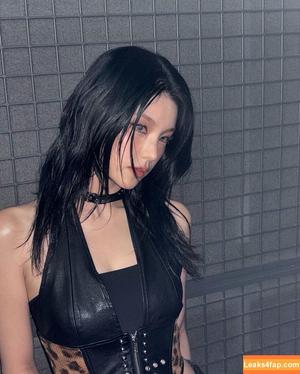 WomenK-pop фото #5078