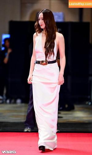 WomenK-pop photo #5436