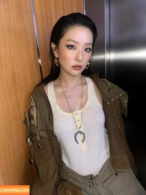 WomenK-pop photo #5701