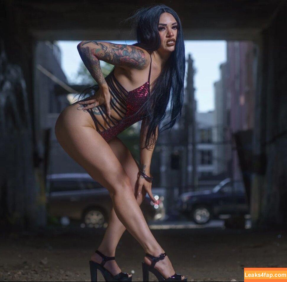 WomenWrestling / No Real Names / thekierahogan_ / wowsuperheroes leaked photo photo #0093