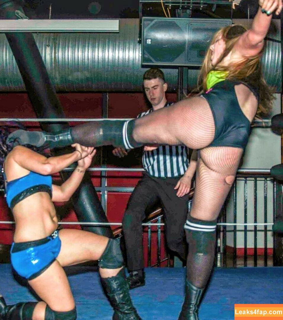 WomenWrestling / No Real Names / thekierahogan_ / wowsuperheroes leaked photo photo #0142