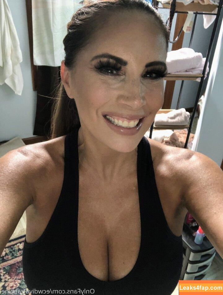 WomenWrestling / No Real Names / thekierahogan_ / wowsuperheroes leaked photo photo #0469