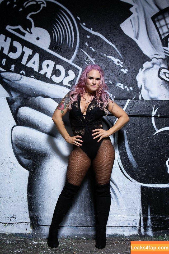 WomenWrestling / No Real Names / thekierahogan_ / wowsuperheroes leaked photo photo #0475