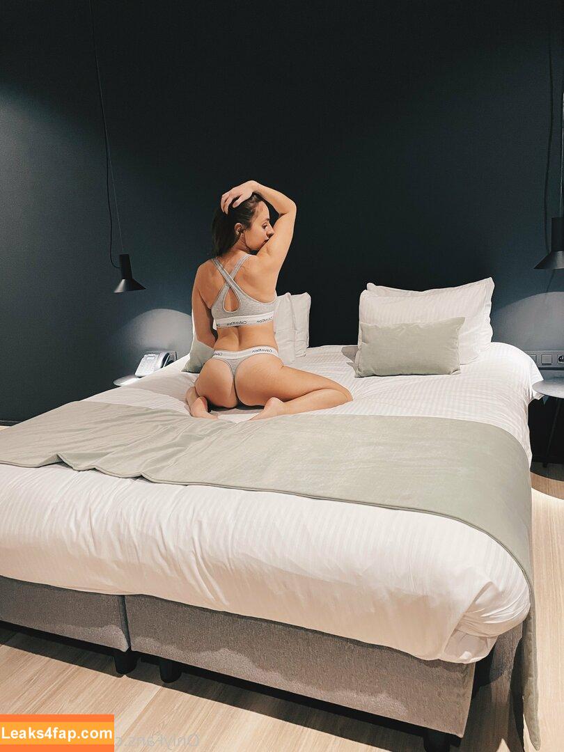 wonderjuz / wonder_jus leaked photo photo #0123