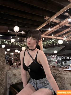 Woohyeon photo #0650