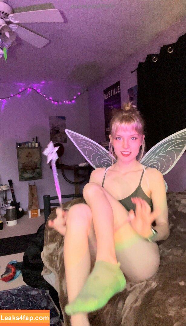 wootsiefootsie / wootiewootie_woo leaked photo photo #0052