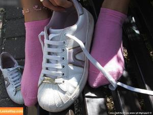 Worldoffeet photo #0012