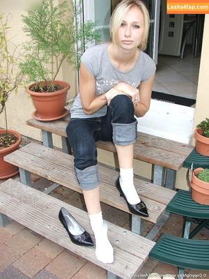 Worldoffeet photo #0703