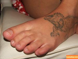 Worldoffeet photo #1100