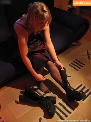 Worldoffeet photo #1566