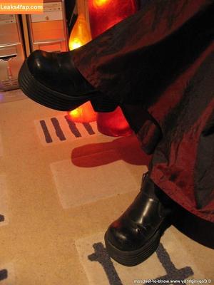 Worldoffeet photo #1574