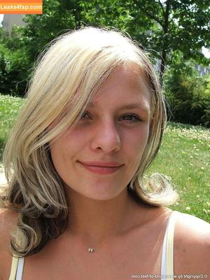 Worldoffeet photo #1793