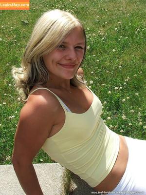 Worldoffeet photo #1798