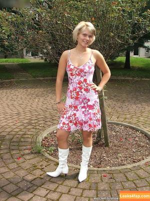 Worldoffeet photo #1964