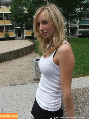 Worldoffeet photo #2060