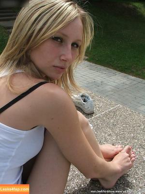 Worldoffeet photo #2078