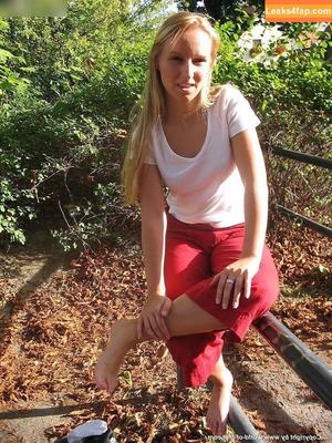 Worldoffeet photo #2252