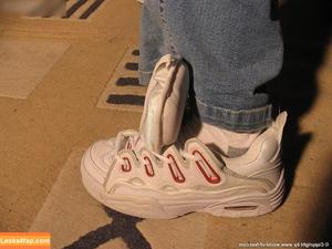 Worldoffeet photo #2473