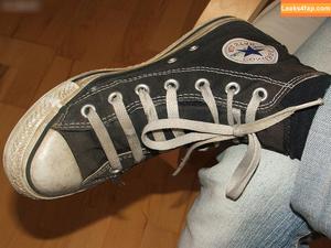 Worldoffeet photo #2697