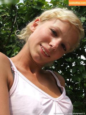 Worldoffeet photo #3175