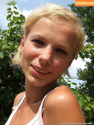 Worldoffeet photo #3193
