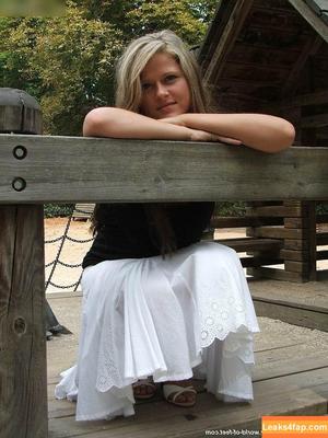 Worldoffeet photo #3249