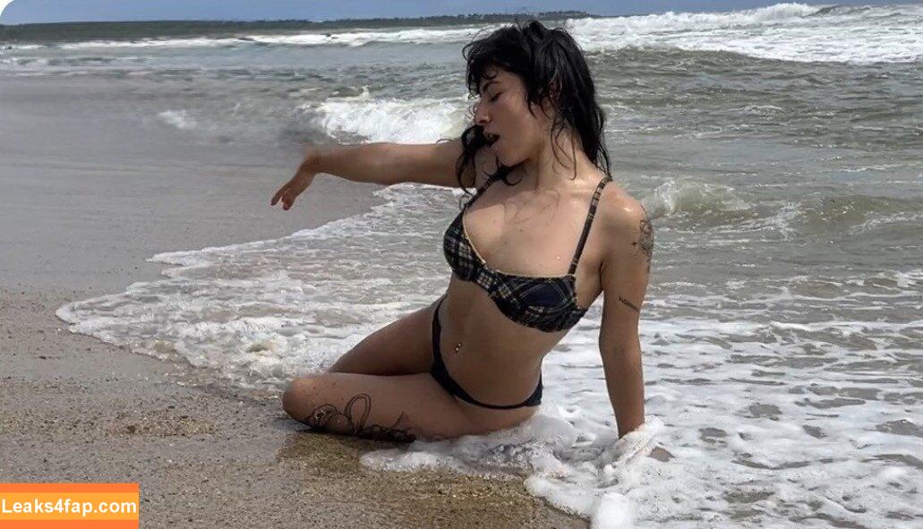 wormslo / Samantha María leaked photo photo #0101