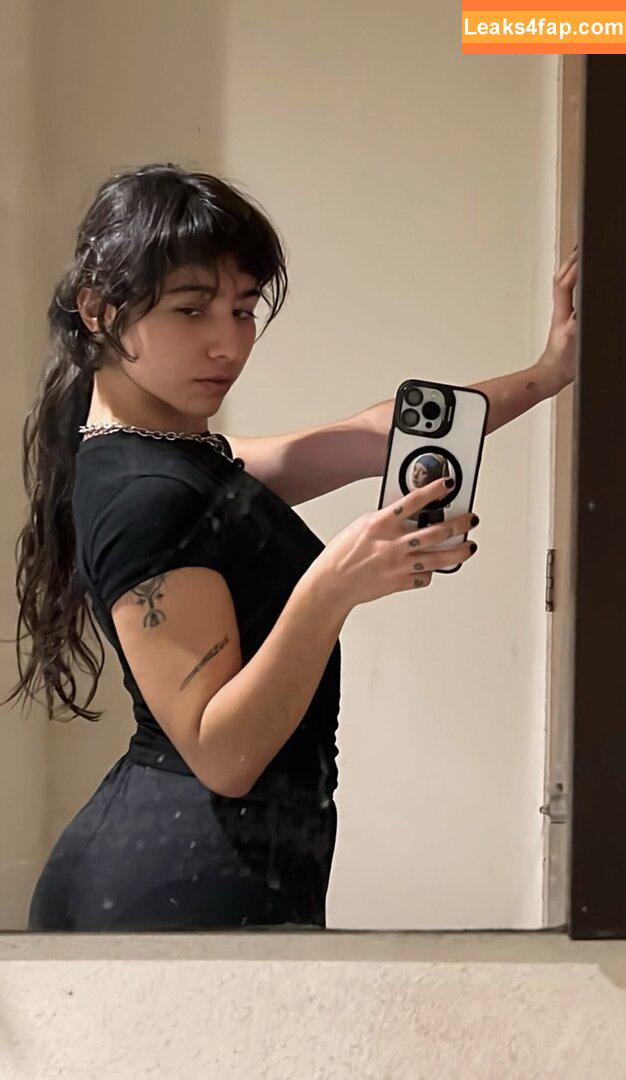 wormslo / Samantha María leaked photo photo #0118
