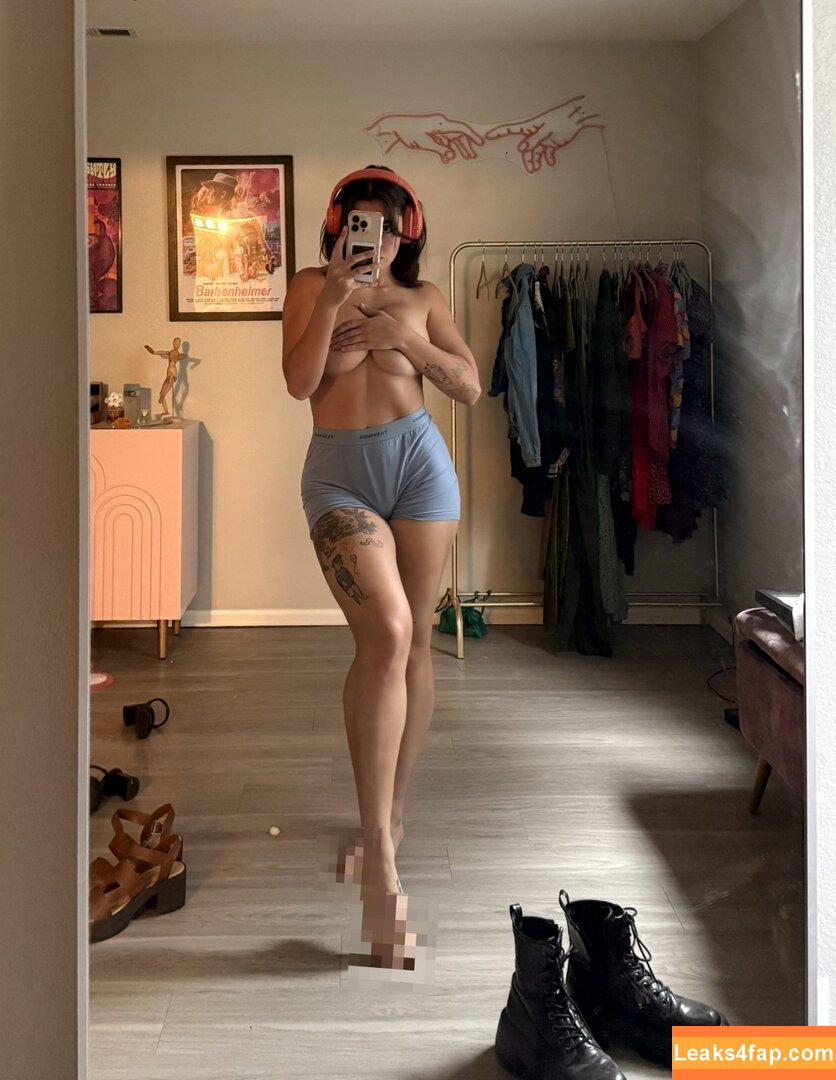 Wormymcwormersn / twitter / wordswithworm leaked photo photo #0003