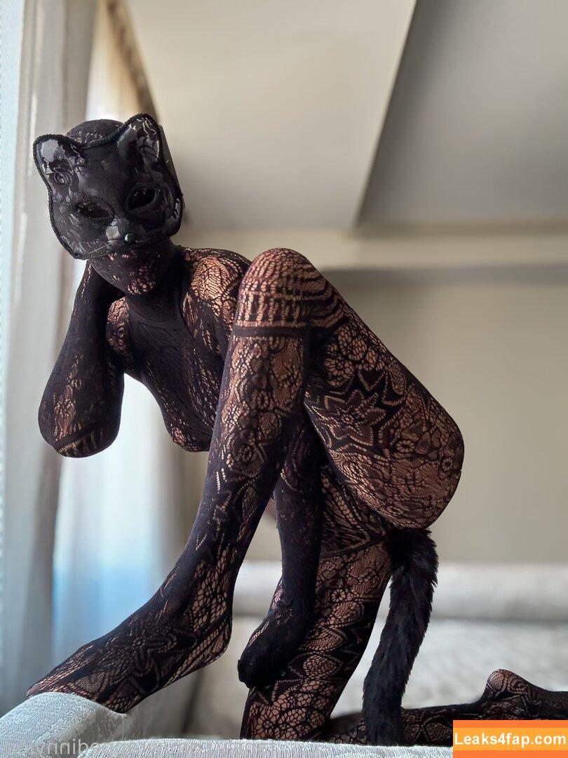 wrappedinnylon /  leaked photo photo #0042