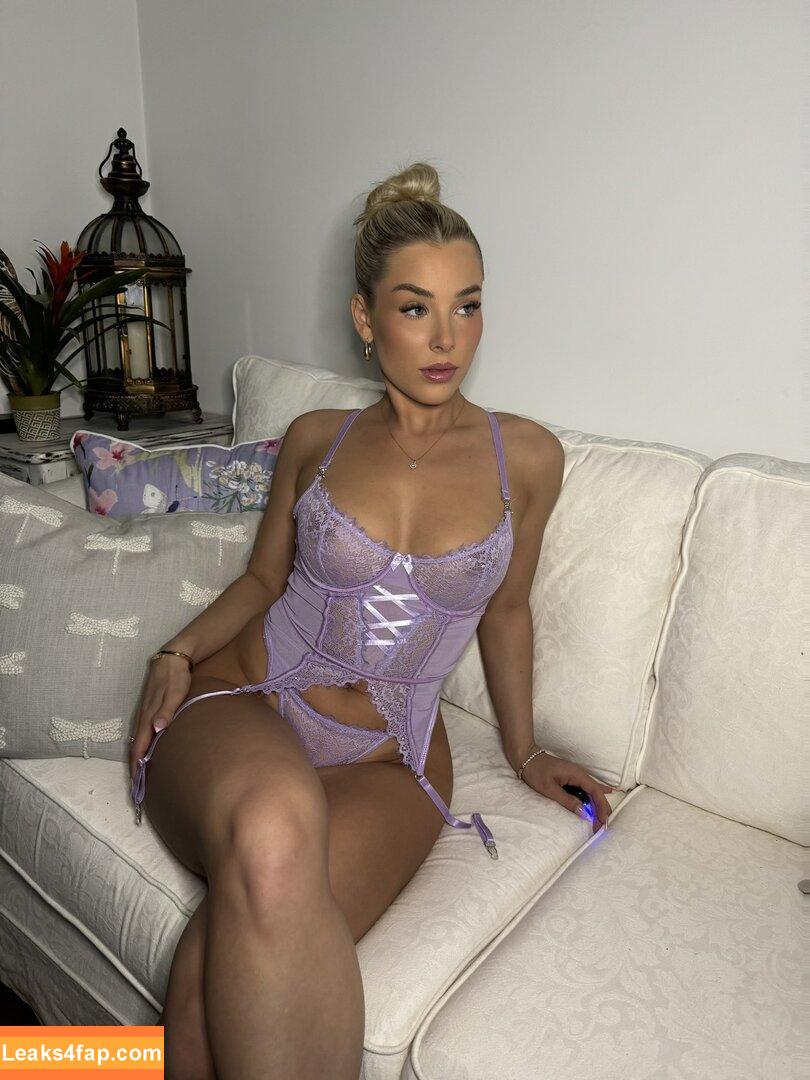 Wright Madelene /  leaked photo photo #0003