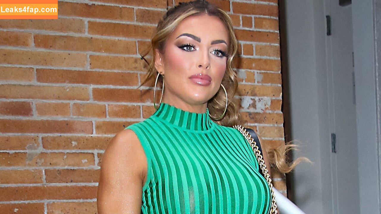 Wwe Mandy Rose /  leaked photo photo #0003