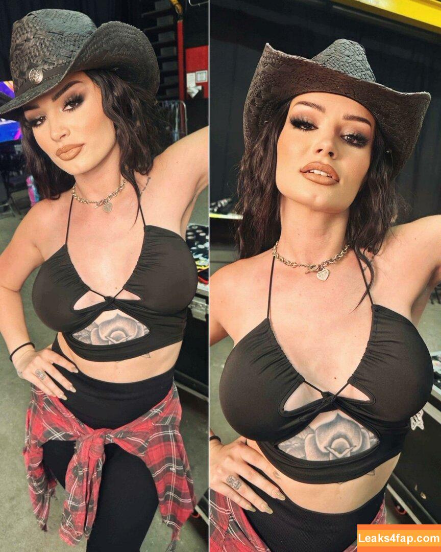WWE's Paige / Saraya Bevis / realtonistorm / saraya leaked photo photo #0011