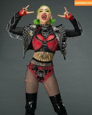 WWE Shotzi фото #0056