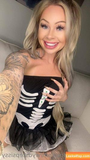 wydstepsissy photo #0233