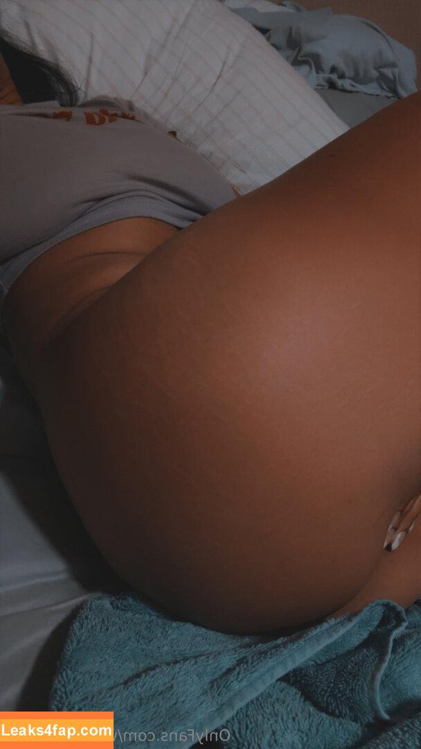 wynnieyummy / wynnie.yuu25 leaked photo photo #0003