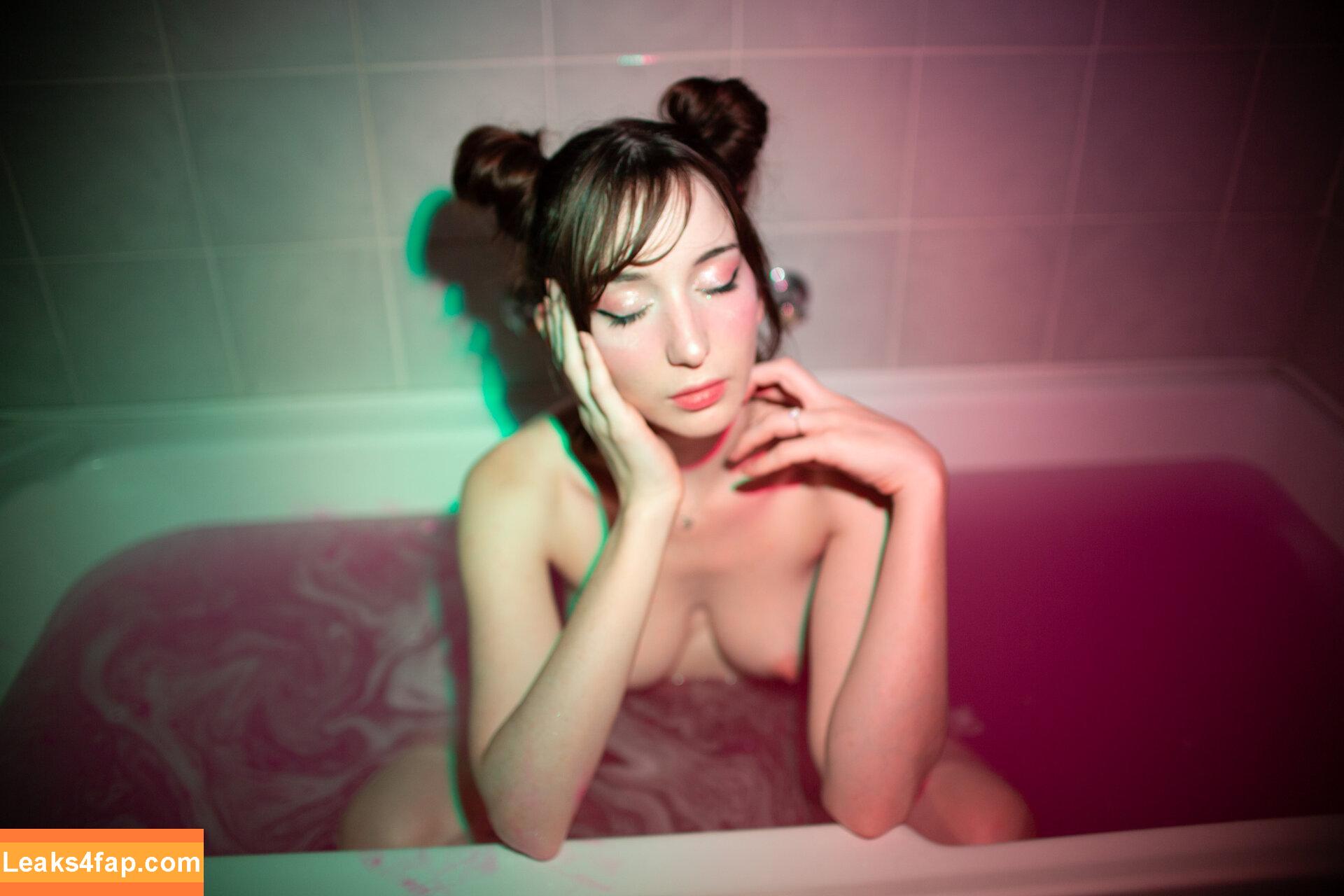 x.meki / Meki leaked photo photo #0052
